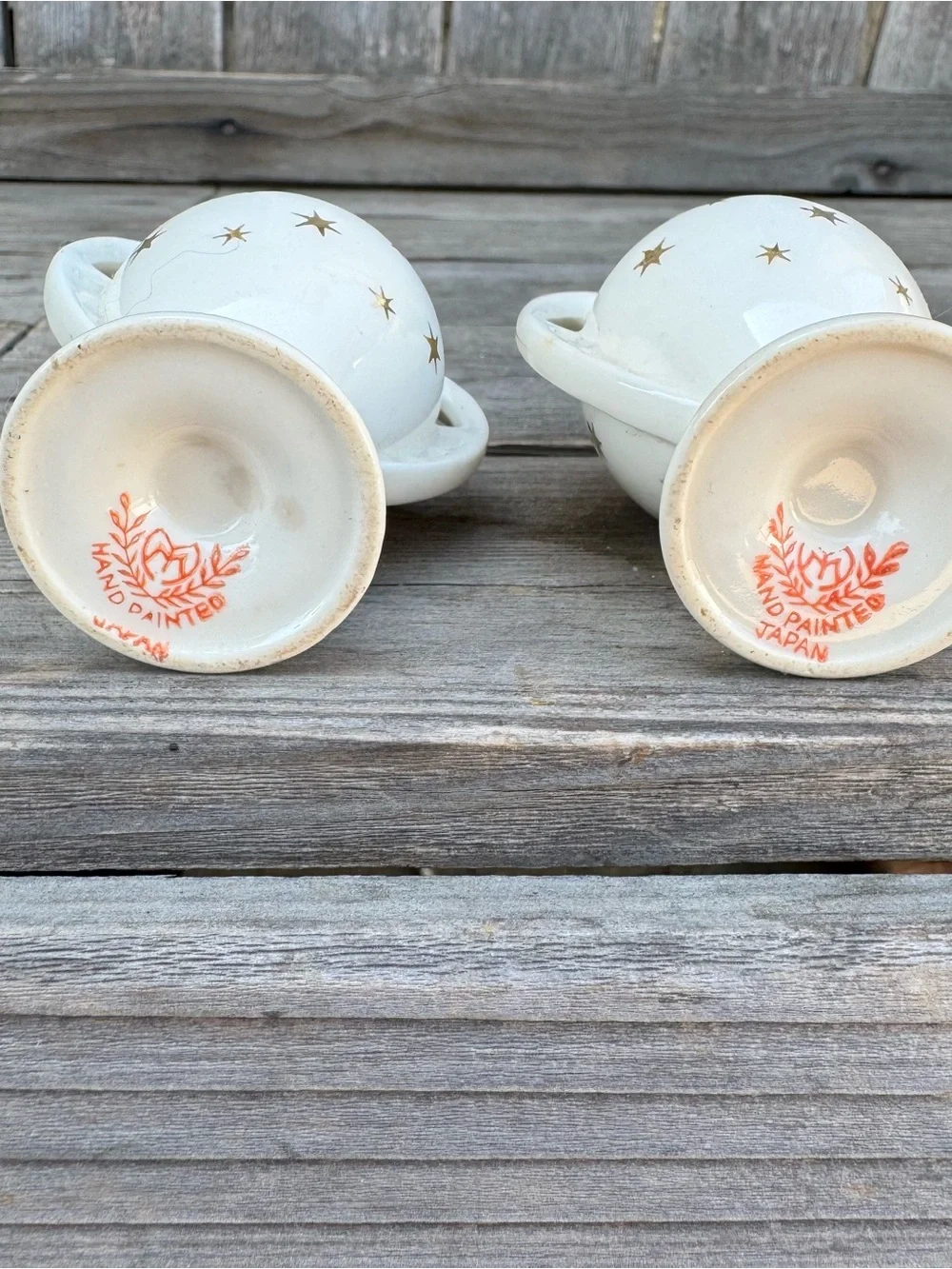 Noritake White Ceramic Star-Accented Salt & Pepper Shakers with Gold Trim